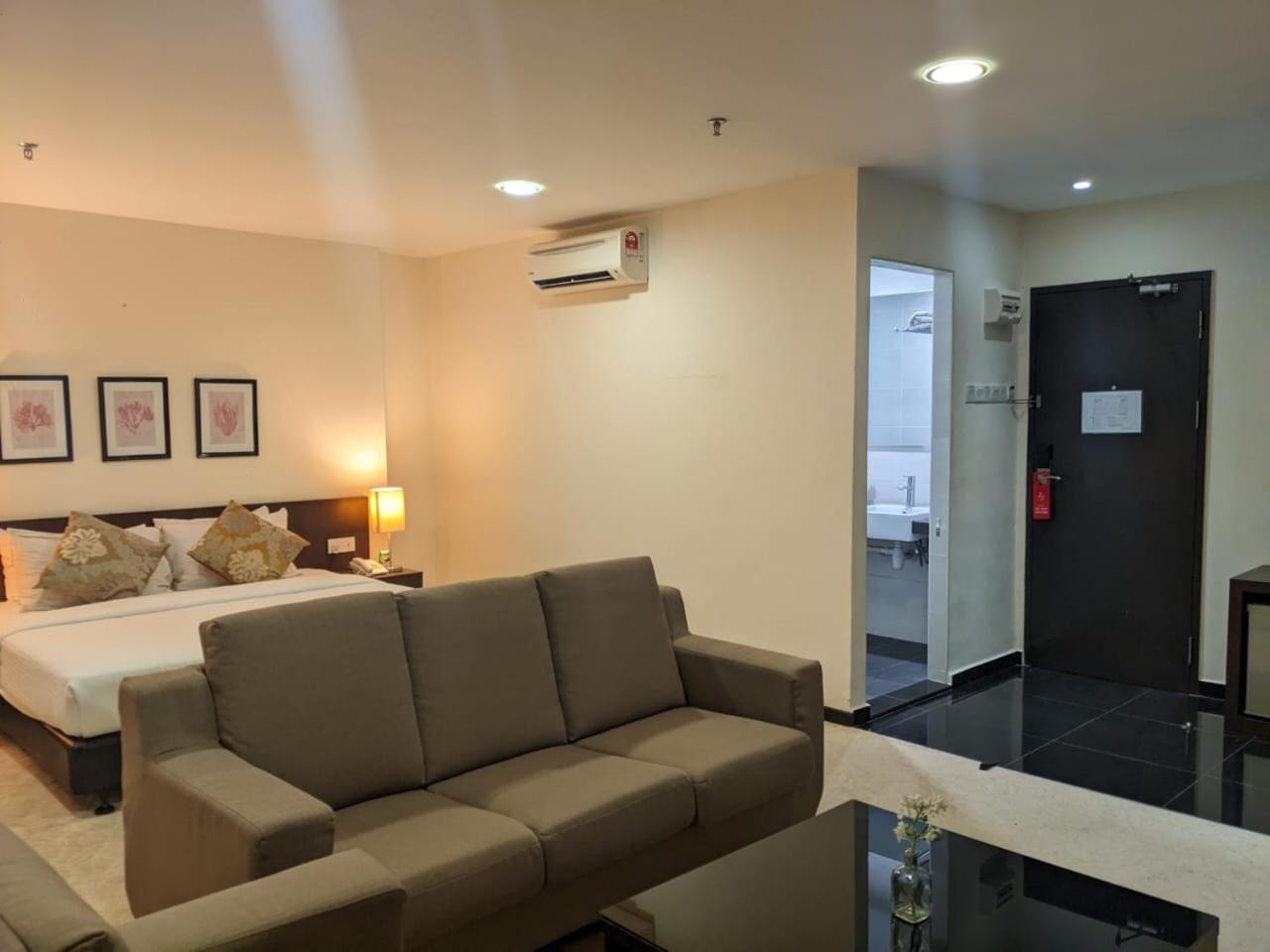 The View Hotel Segamat Dış mekan fotoğraf