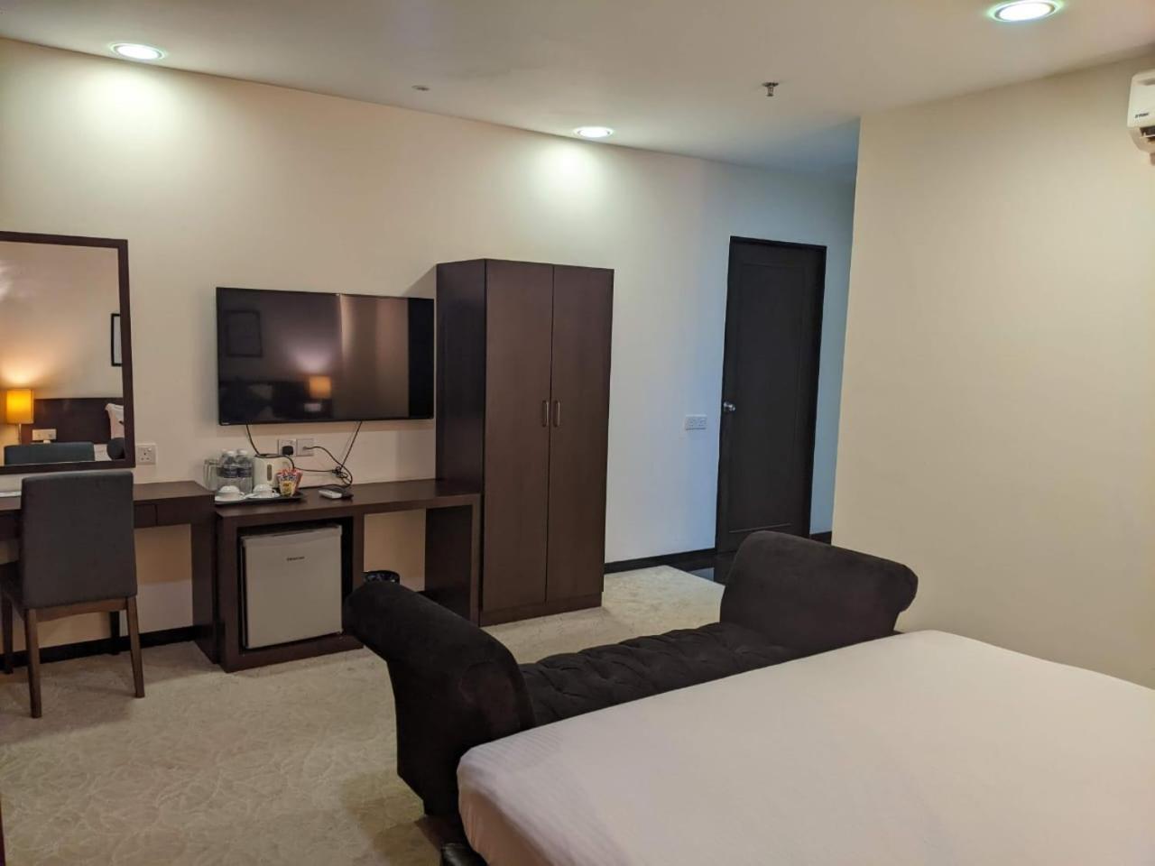 The View Hotel Segamat Dış mekan fotoğraf
